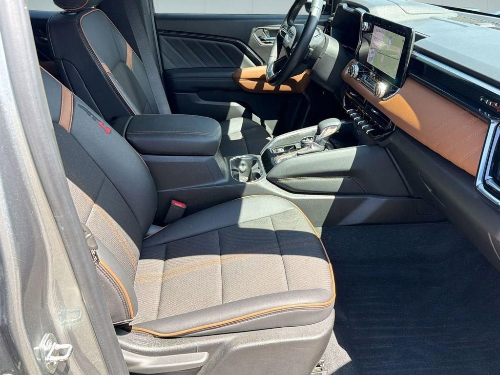 2023 GMC Canyon AT4