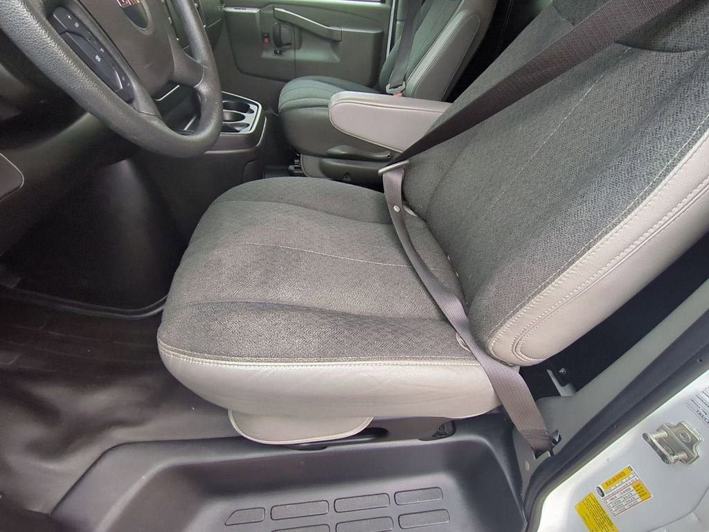 2023 GMC Savana Cargo 2500 Work Van