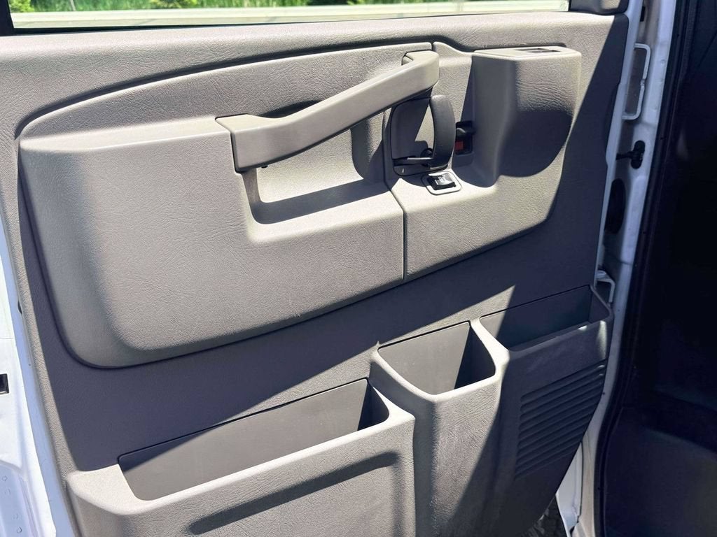 2020 GMC Savana Cargo 3500 Work Van