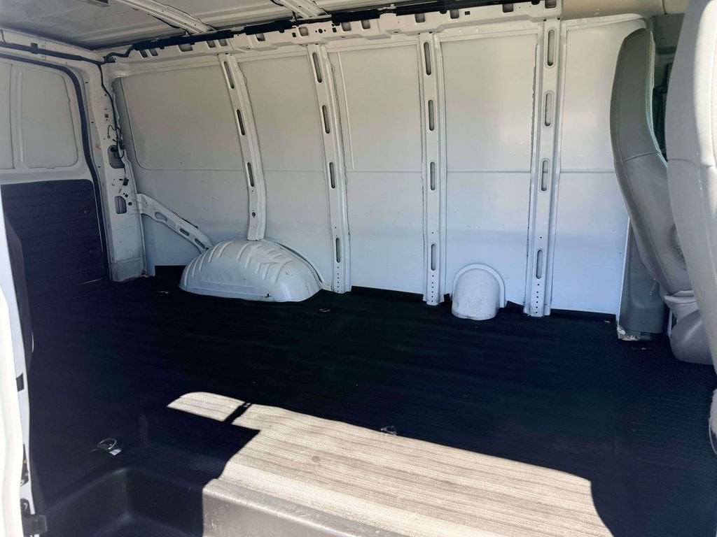 2020 GMC Savana Cargo 3500 Work Van