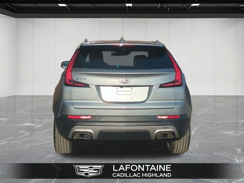 2023 Cadillac XT4 Premium Luxury