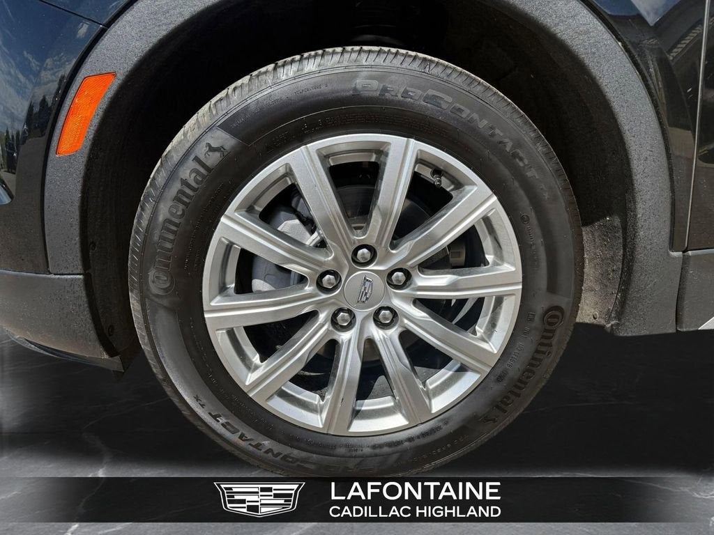 2023 Cadillac XT4 Premium Luxury