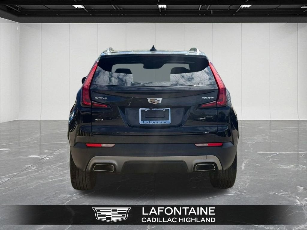 2023 Cadillac XT4 Premium Luxury
