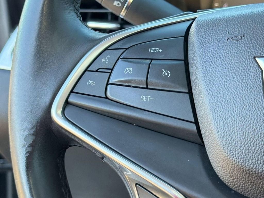 2017 Cadillac XT5 Luxury AWD