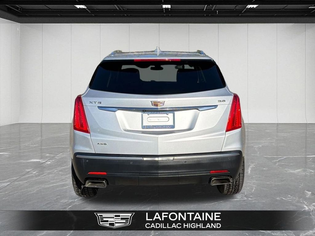 2017 Cadillac XT5 Luxury AWD