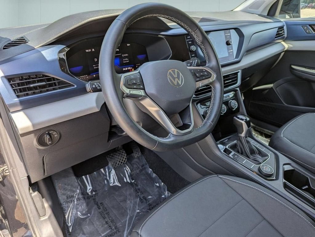 2023 Volkswagen Taos 1.5T SE