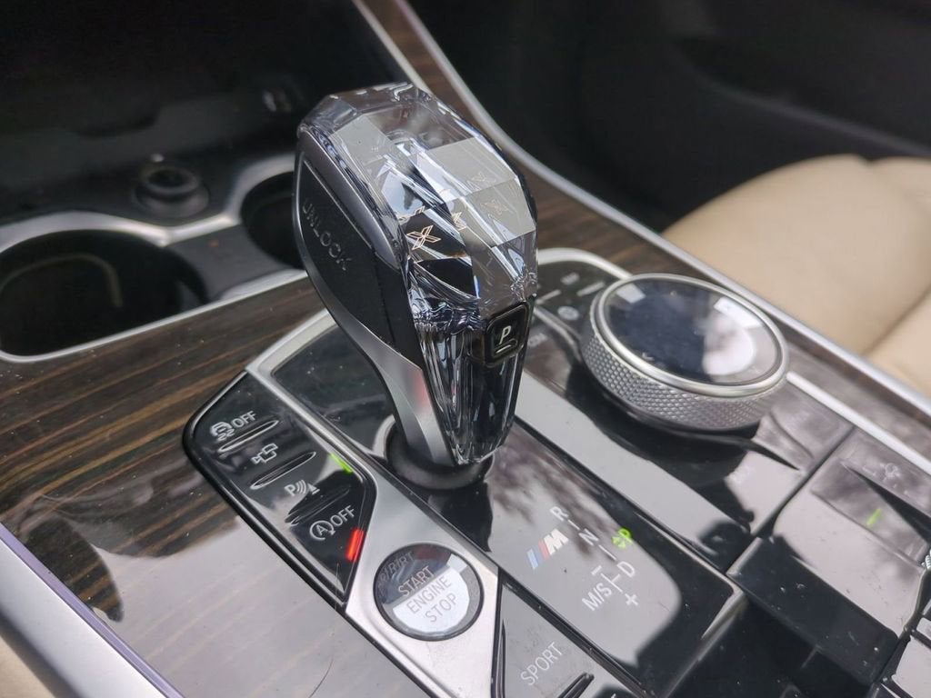 2021 BMW X7 M50i