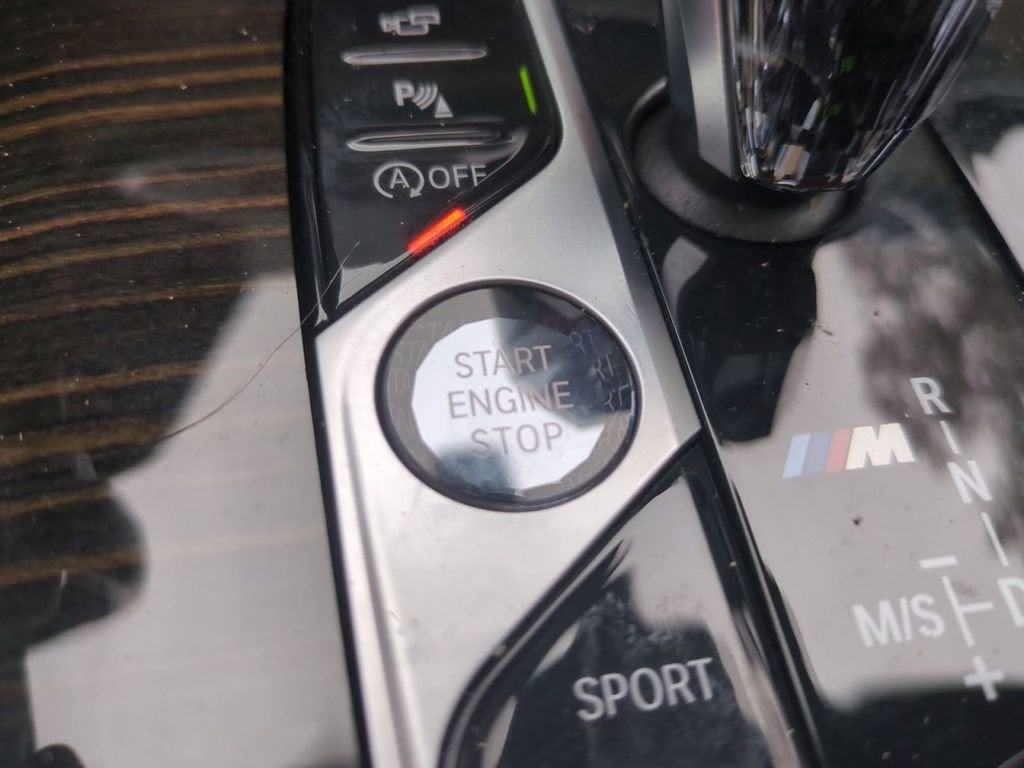 2021 BMW X7 M50i