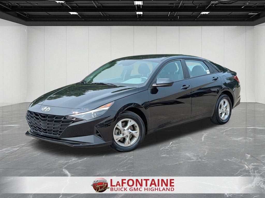 2023 Hyundai Elantra SE