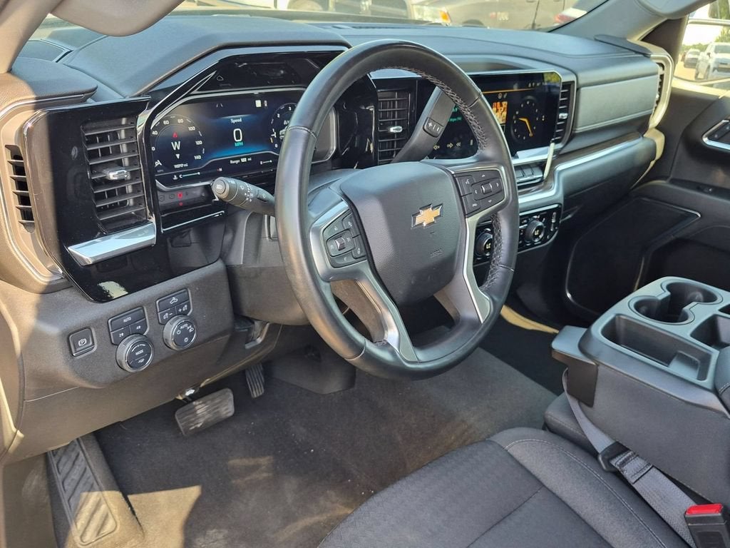 2023 Chevrolet Silverado 1500 LT (2FL)