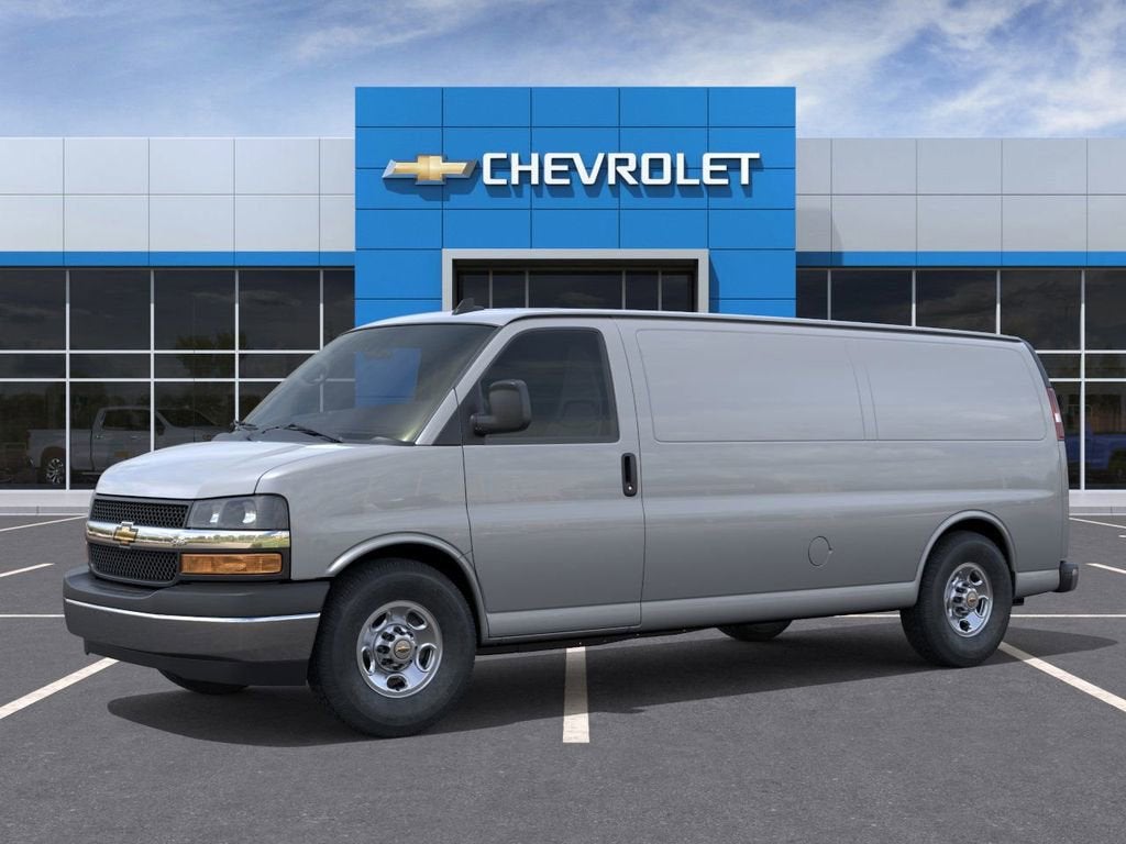 2025 Chevrolet Express Cargo WT