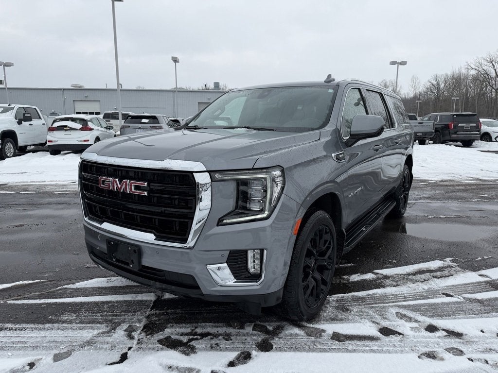 2022 GMC Yukon XL SLE