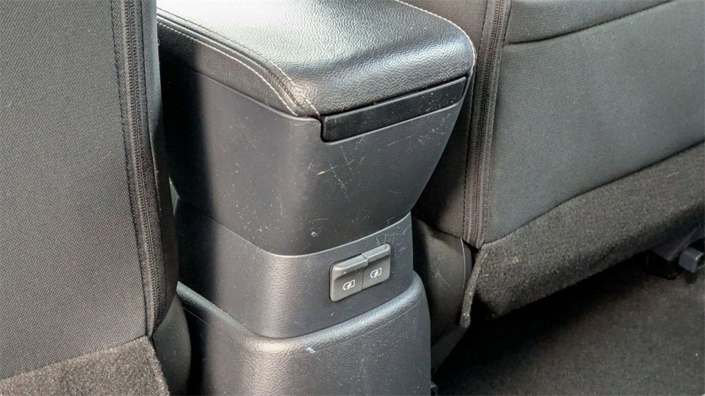 2023 Nissan Kicks S Xtronic CVT