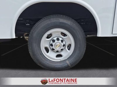 2026 Chevrolet Express Cutaway 3500 1WT