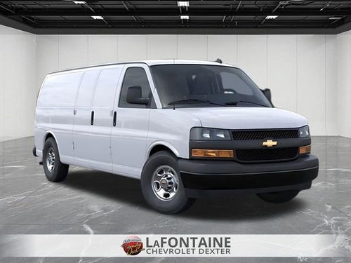 2025 Chevrolet Express Cargo WT