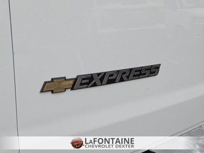 2025 Chevrolet Express Cargo WT
