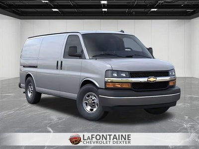 2025 Chevrolet Express Cargo WT