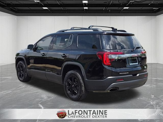 2021 GMC Acadia AT4