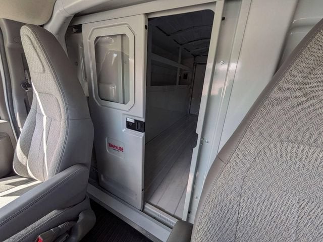 2026 Chevrolet Express Cutaway 3500 1WT