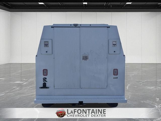 2025 Chevrolet Express Cutaway 3500 1WT