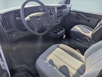 2026 Chevrolet Express Cutaway 3500 1WT