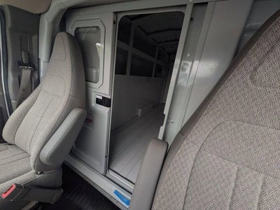 2026 Chevrolet Express Cutaway 3500 1WT