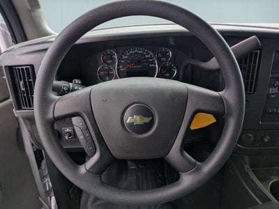 2026 Chevrolet Express Cutaway 3500 1WT