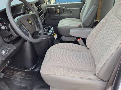 2026 Chevrolet Express Cutaway 4500 2WT