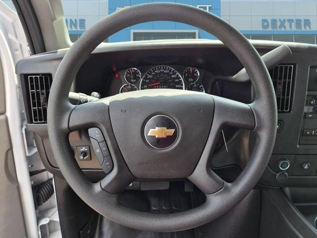 2026 Chevrolet Express Cutaway 4500 2WT
