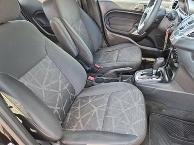2013 Ford Fiesta SE