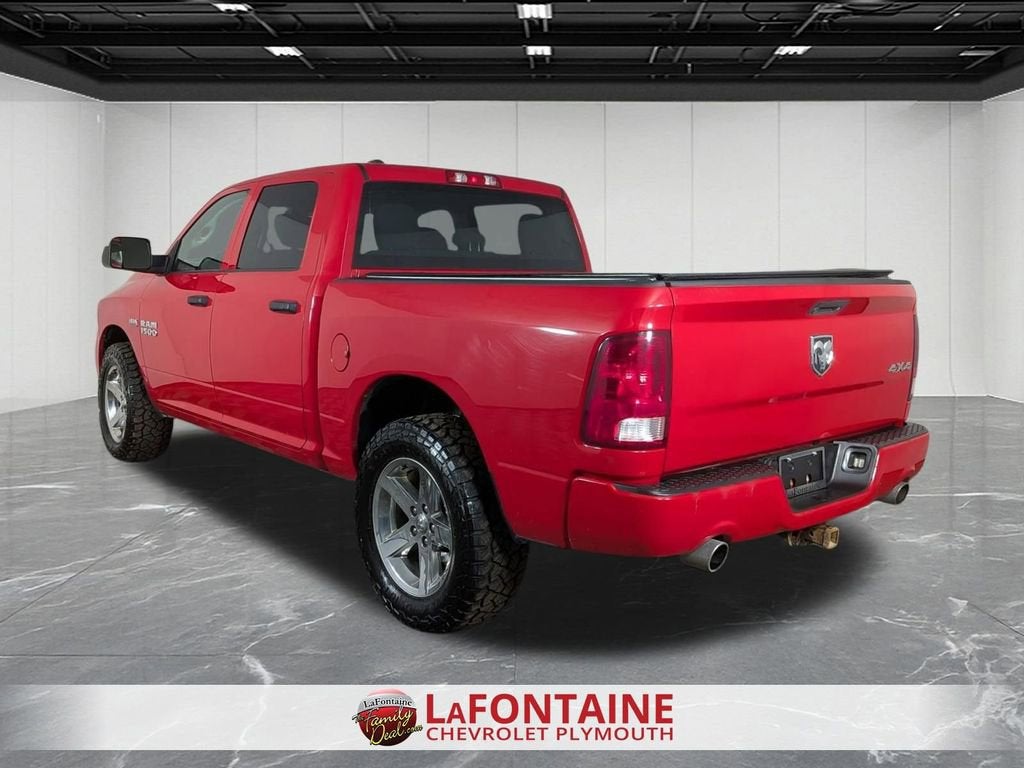2017 RAM 1500 Express Crew Cab 4x4 5'7" Box