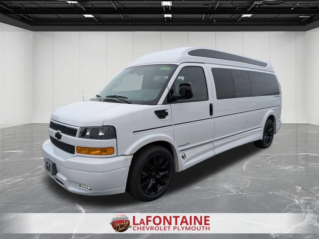 2026 Chevrolet Express Cargo WT