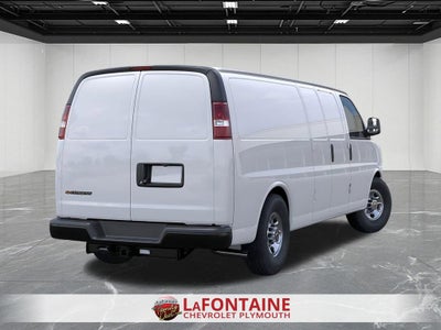 2025 Chevrolet Express Cargo WT