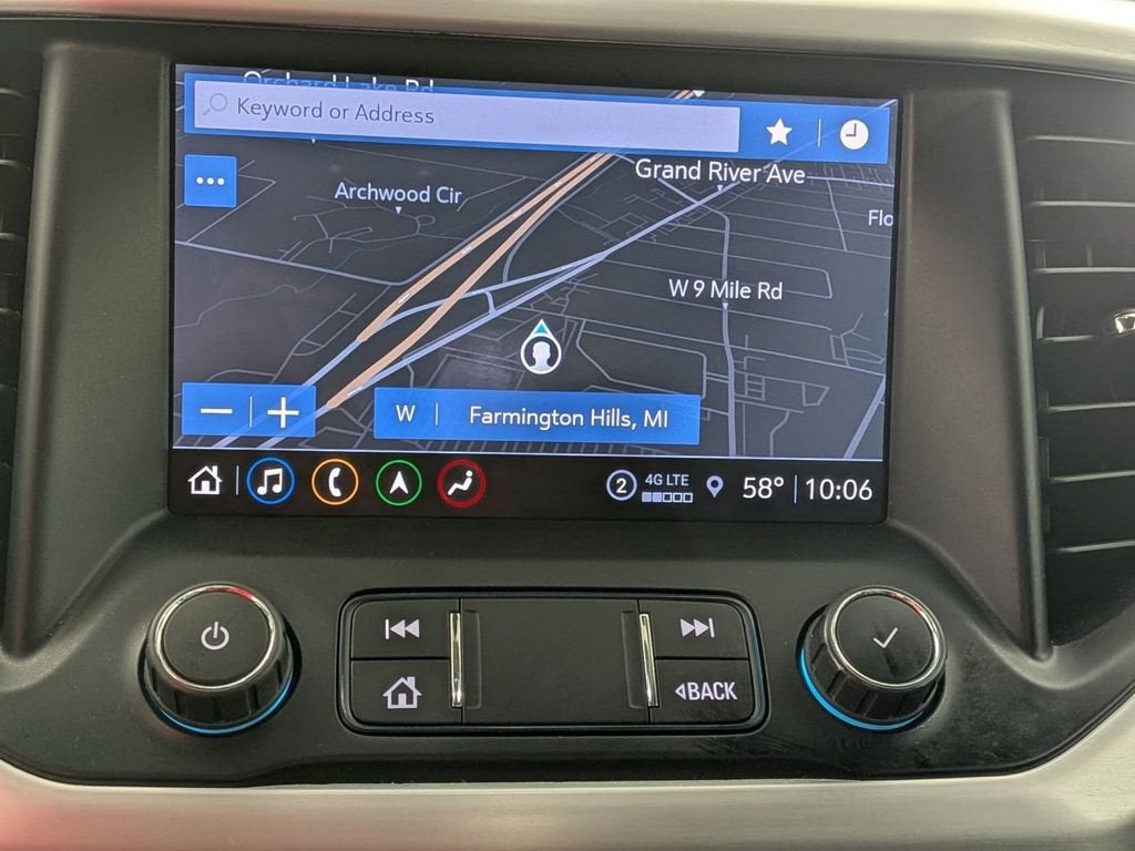 2023 GMC Acadia SLT