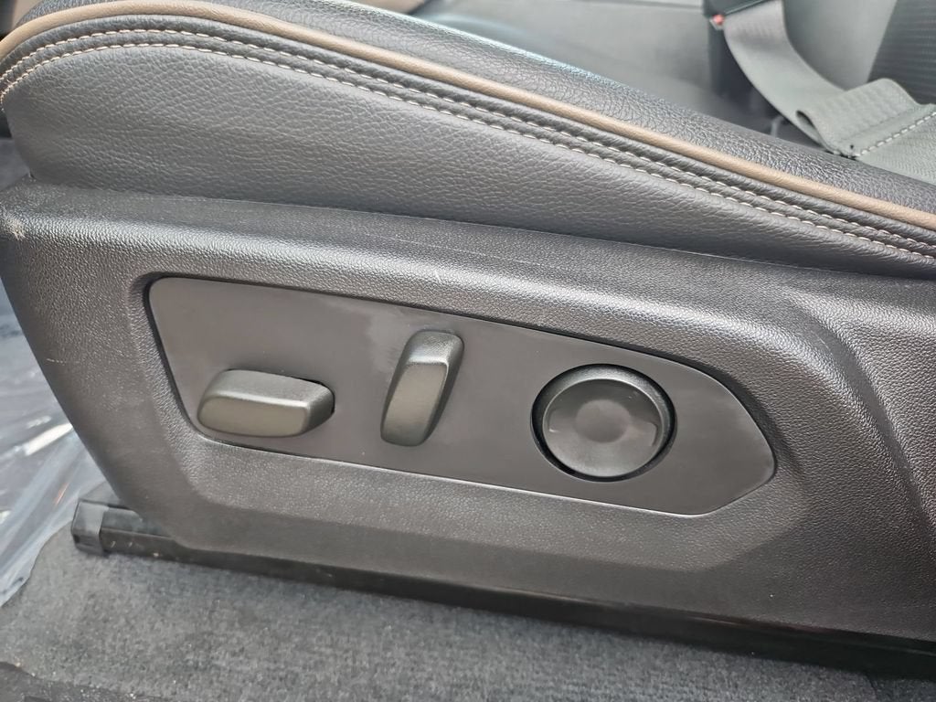 2023 GMC Canyon Denali