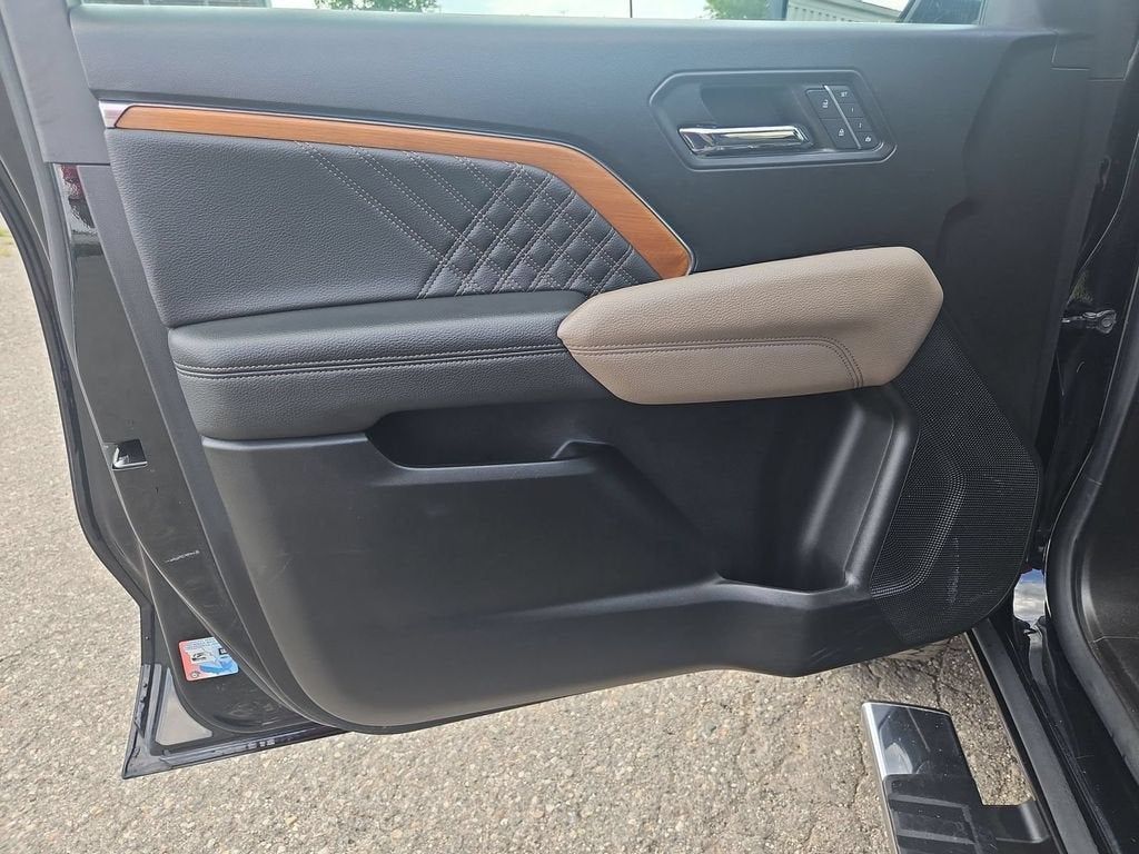 2023 GMC Canyon Denali