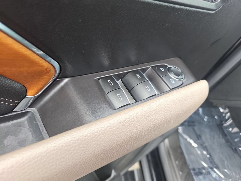 2023 GMC Canyon Denali