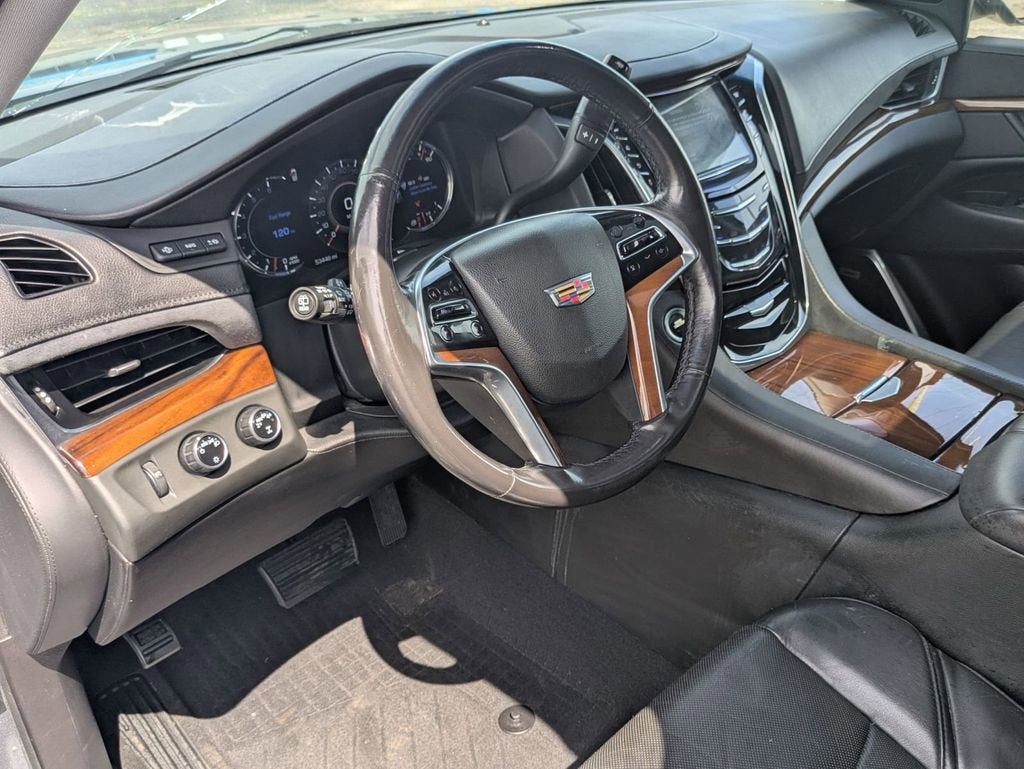 2018 Cadillac Escalade ESV Luxury