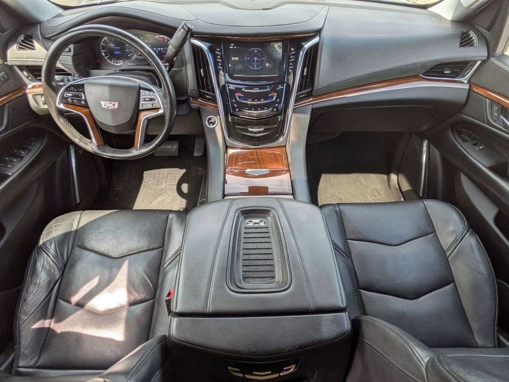 2018 Cadillac Escalade ESV Luxury