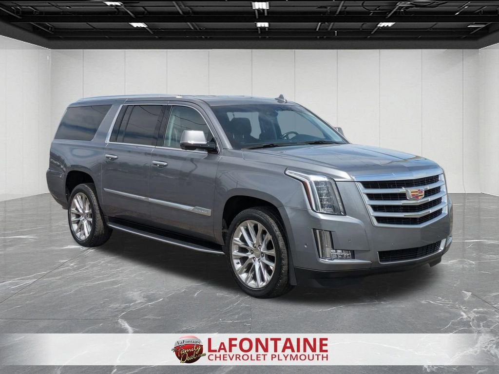 2018 Cadillac Escalade ESV Luxury