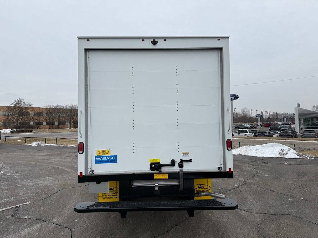 2024 Chevrolet Express Cutaway 4500 2WT