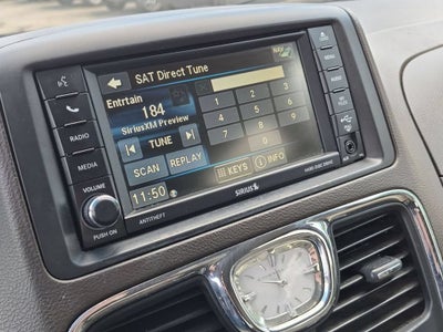 2013 Chrysler Town & Country Touring