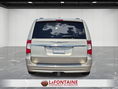 2013 Chrysler Town & Country Touring