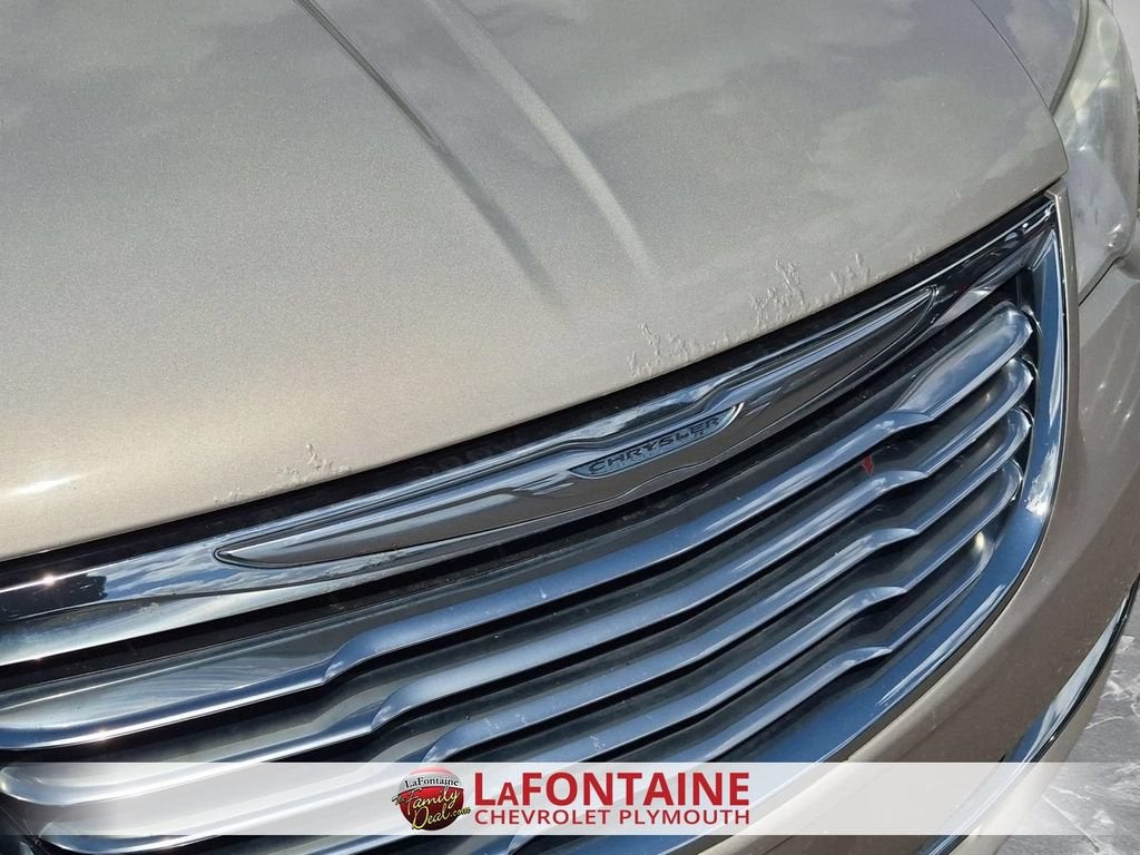 2013 Chrysler Town & Country Touring