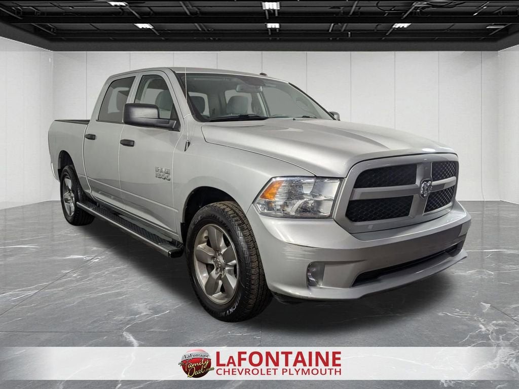 2018 RAM 1500 Express Crew Cab 4x4 5'7" Box