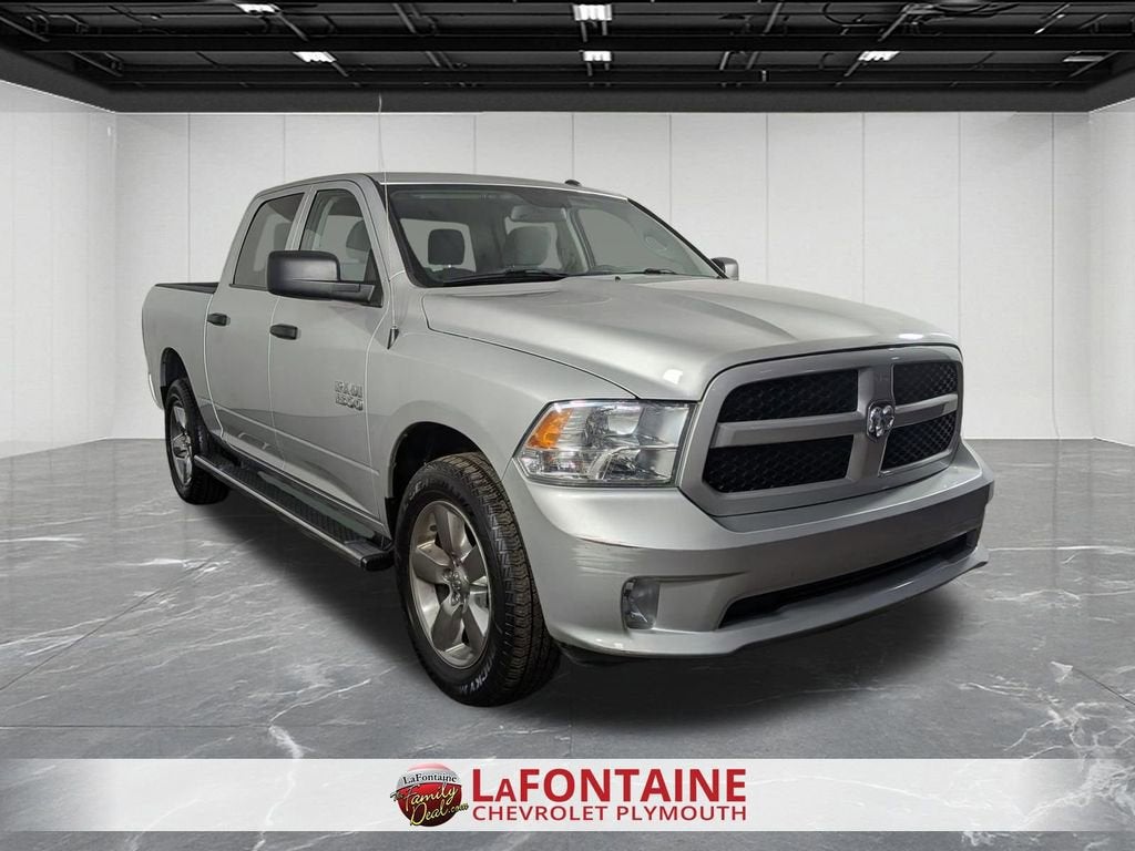 2018 RAM 1500 Express Crew Cab 4x4 5'7" Box