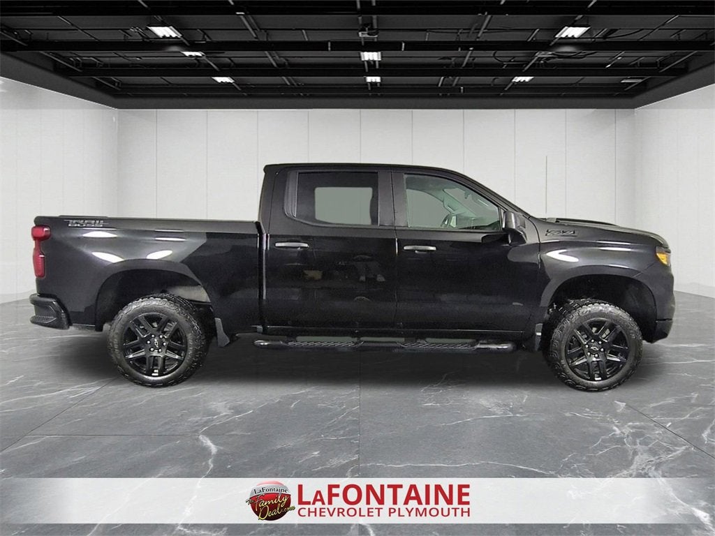 2023 Chevrolet Silverado 1500 Custom Trail Boss