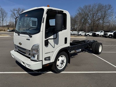 2024 Chevrolet Low Cab Forward 4500 Base