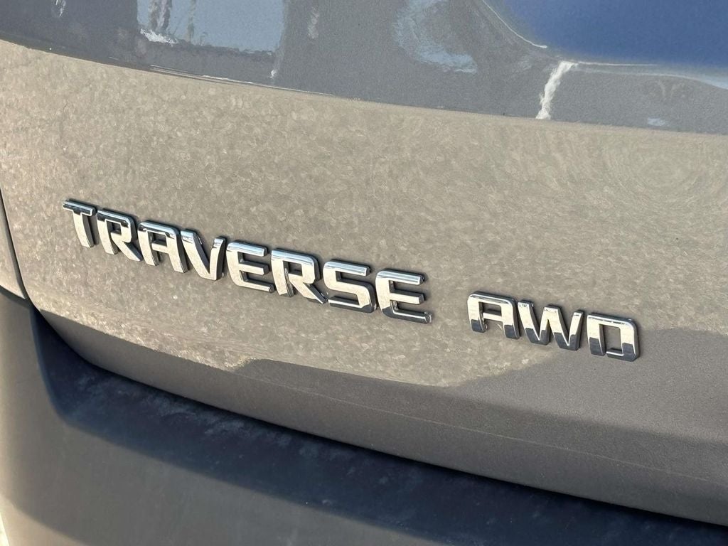 2021 Chevrolet Traverse LT Leather