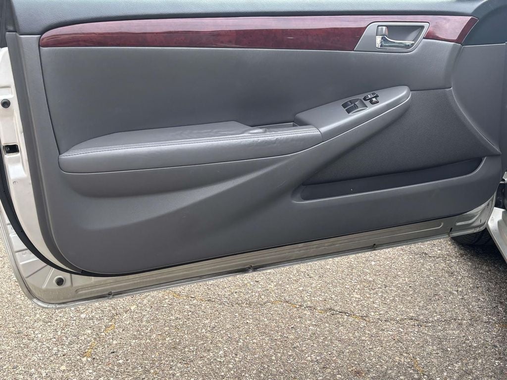 2005 Toyota Camry Solara SLE